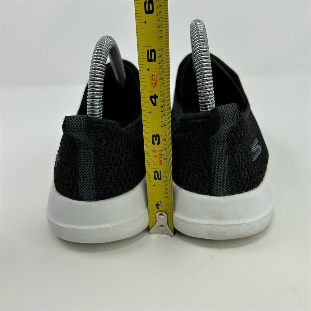 Skechers GOwalk Joy Women's Slip-On Walking Shoes Black White Lightweight Size 7 - Picture 9 of 13